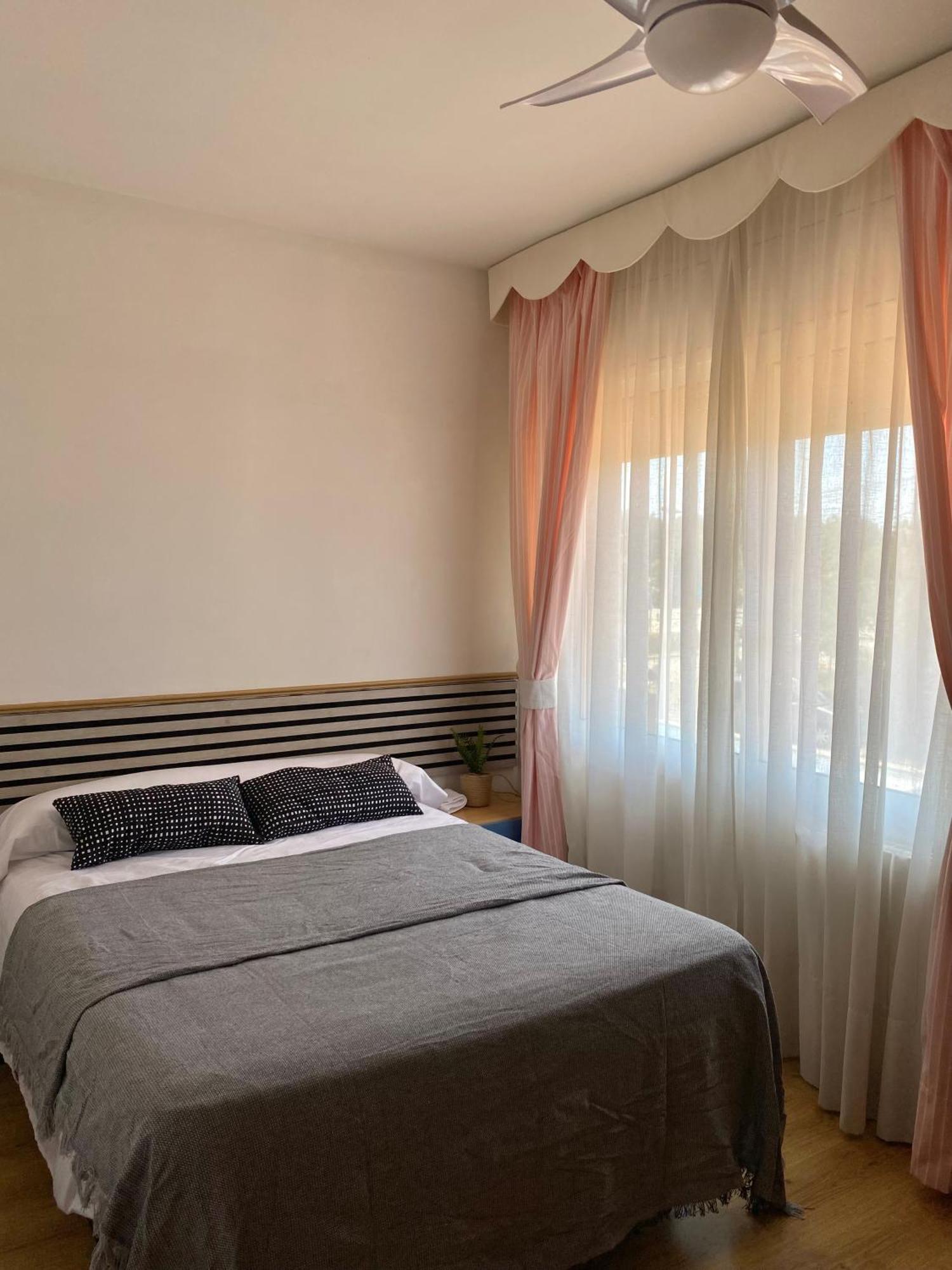 Villa Isabel Sitges, Rocamar Sant Pere De Ribes Eksteriør bilde